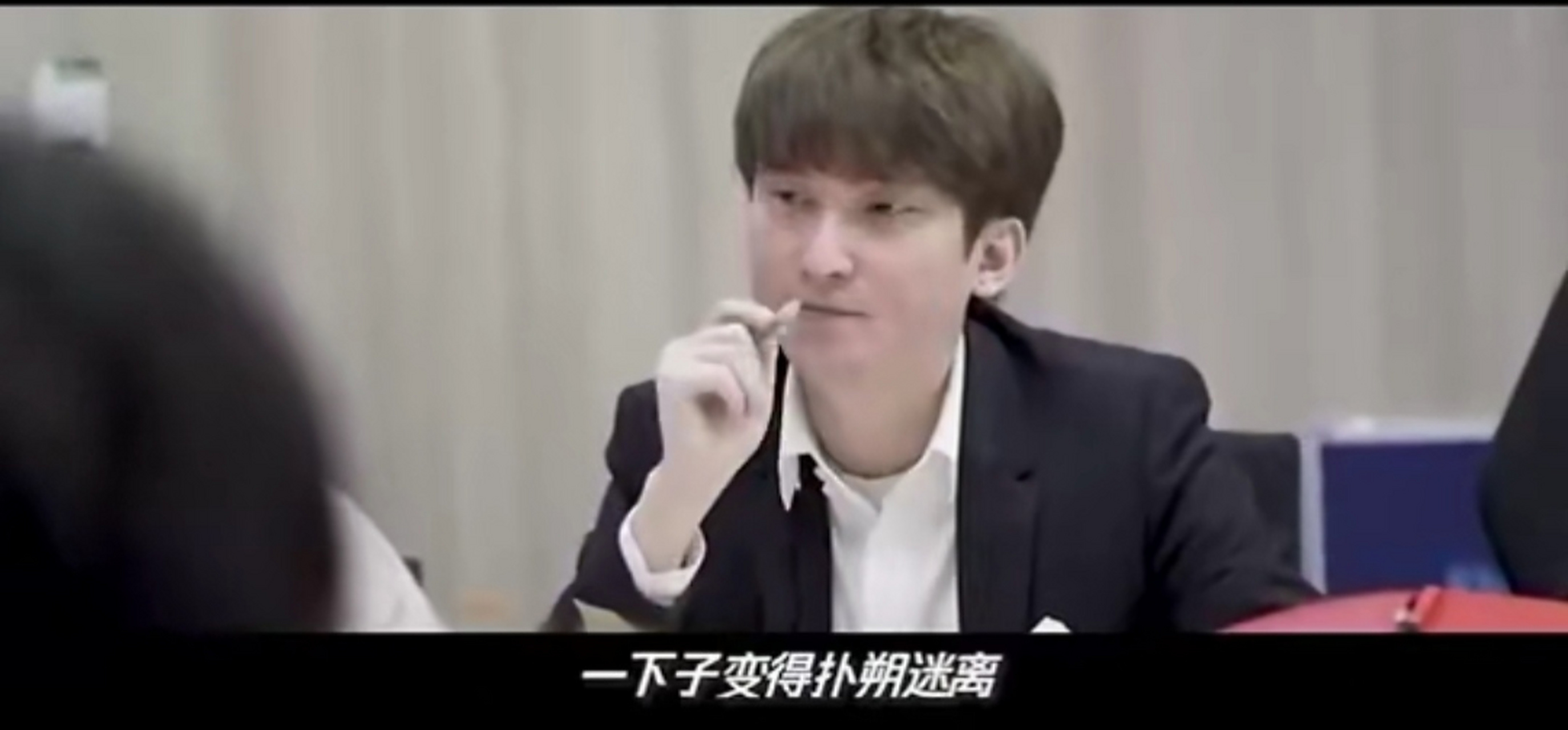 九游网页版登录入口-Rookie官方宣布大比分获胜新规，TES引发争议！观众掌声雷动(巅峰rookie对线有多强)