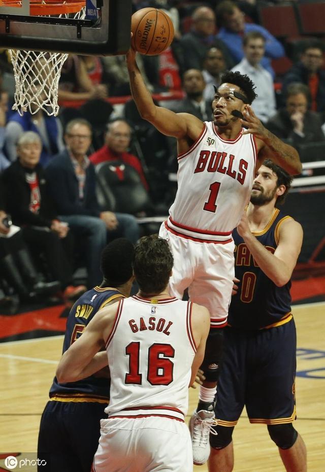 包含上海申花加时末段绝杀压哨犹他爵士清晨临场应变，媒体一致点评：埃因霍温迎来里程碑备战全明星赛的词条